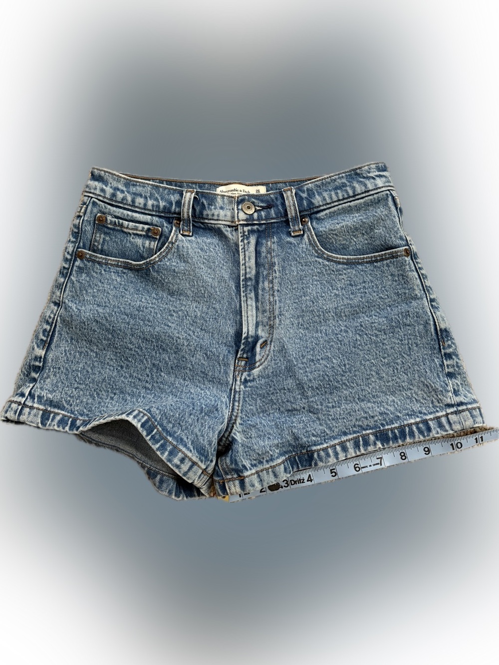 Abercrombie High Rise Mom Shorts - Size 26 / Medium (Excellent Condition) - Picture 6 of 6